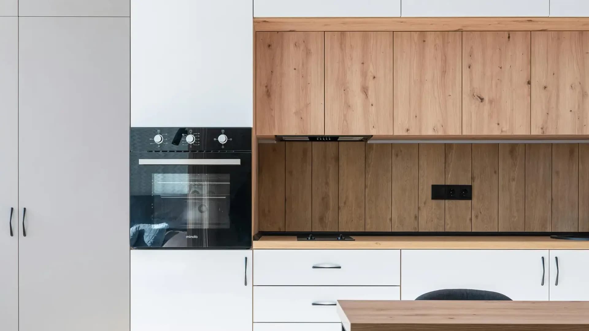 Rénovation chambre avec tête de lit intégrée